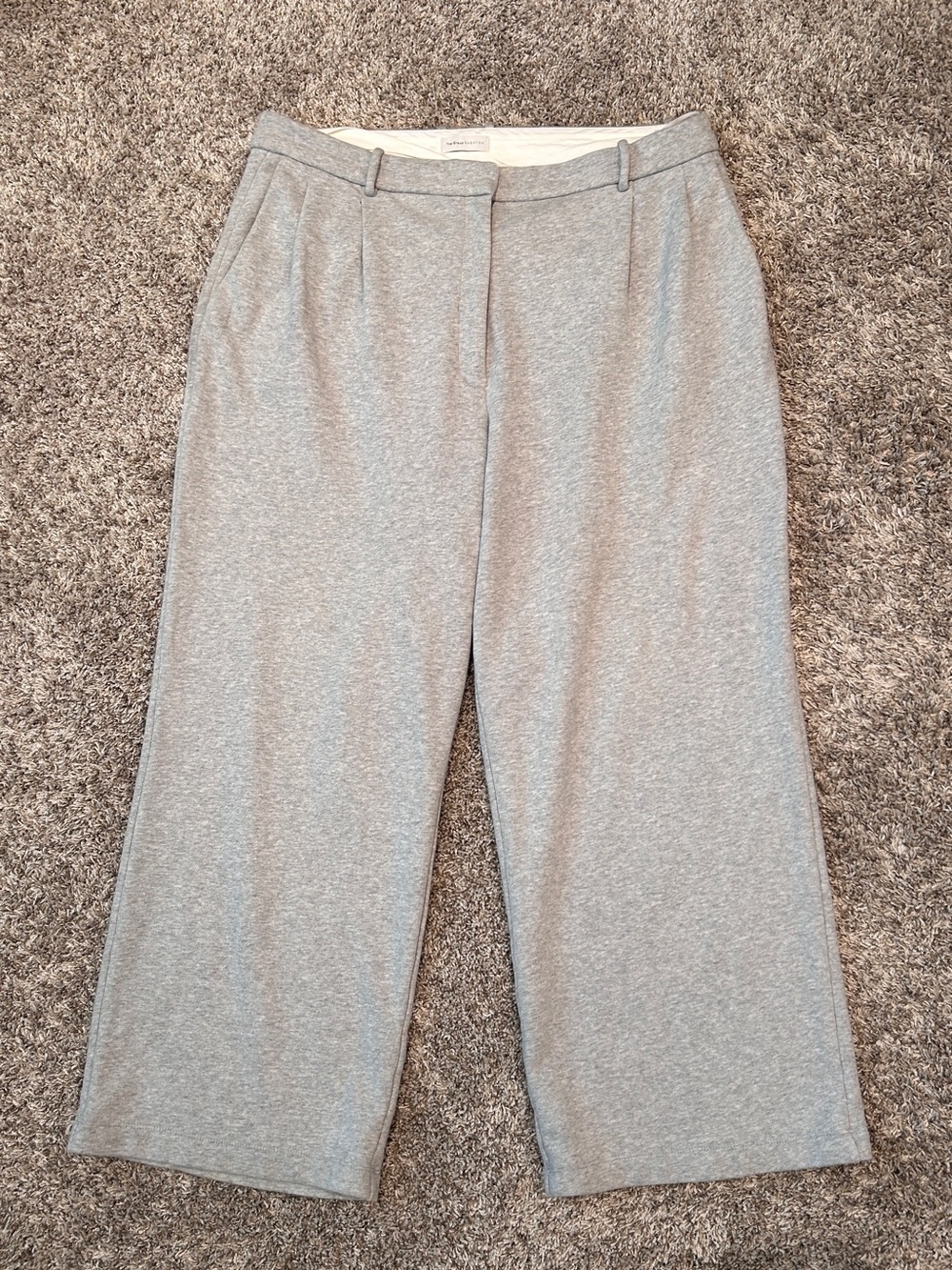 The Group by Babaton Quietude Sweatpants Trouser (Heather Gray)